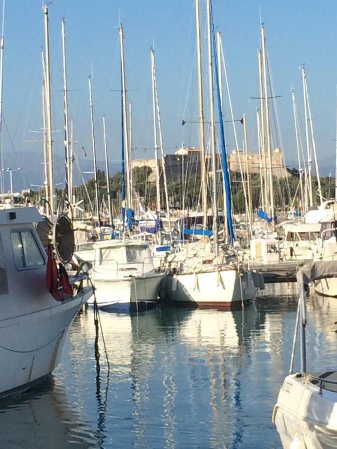 דירות Light Filled Penthouse In Old Antibes. Heart Of The Riviera מראה חיצוני תמונה